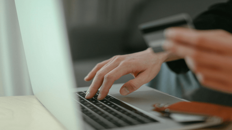 How Online Prepaid Cards Simplify Global Payments and Incentives